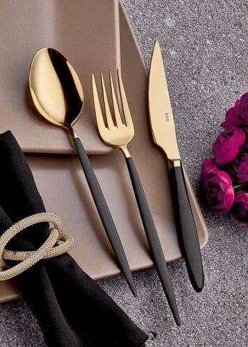 أدوات المائدة