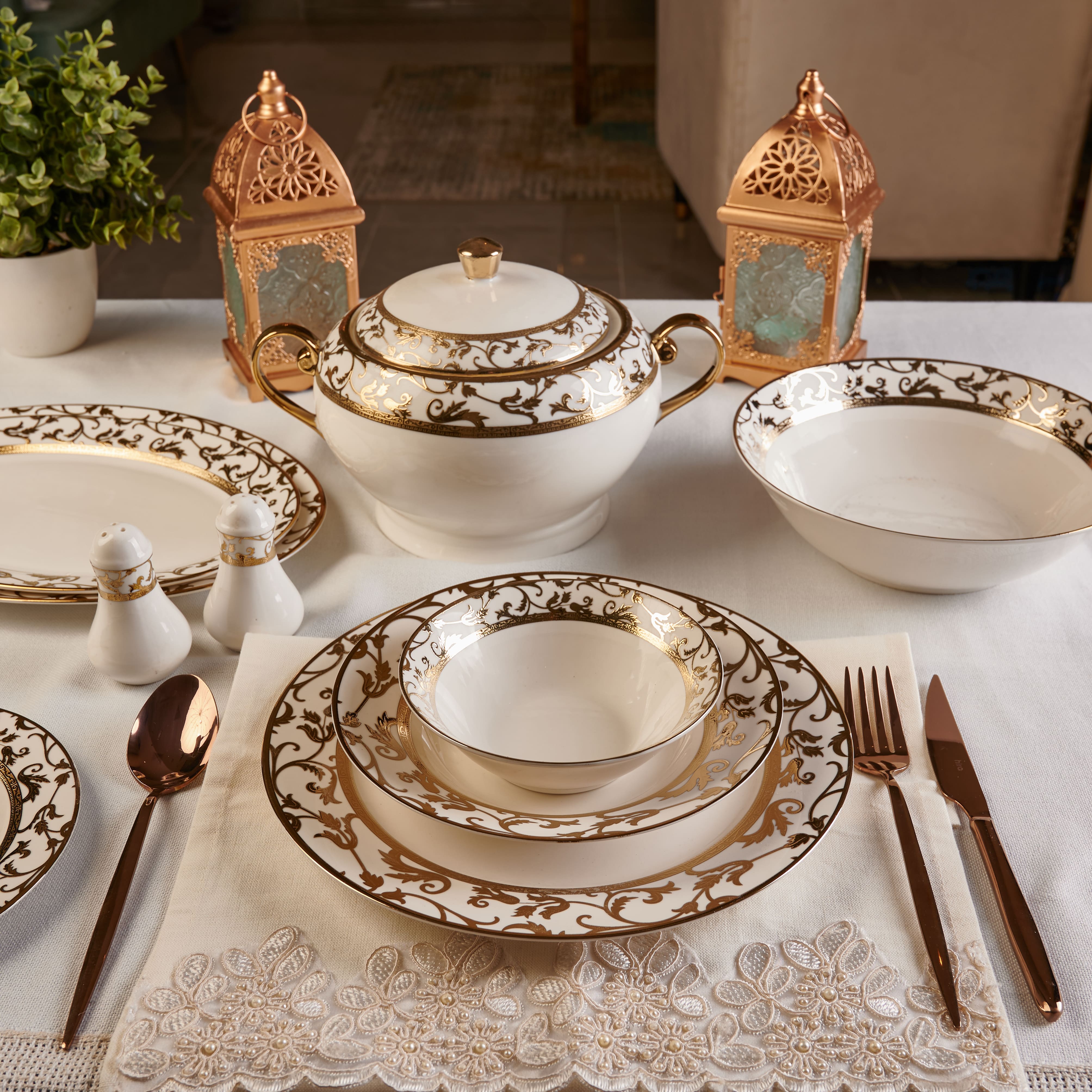 طقم سفرة الأناقة من سوليتير بنقوش، 32 قطعة, طقم سفرة يكفي لـ 6 أشخاص